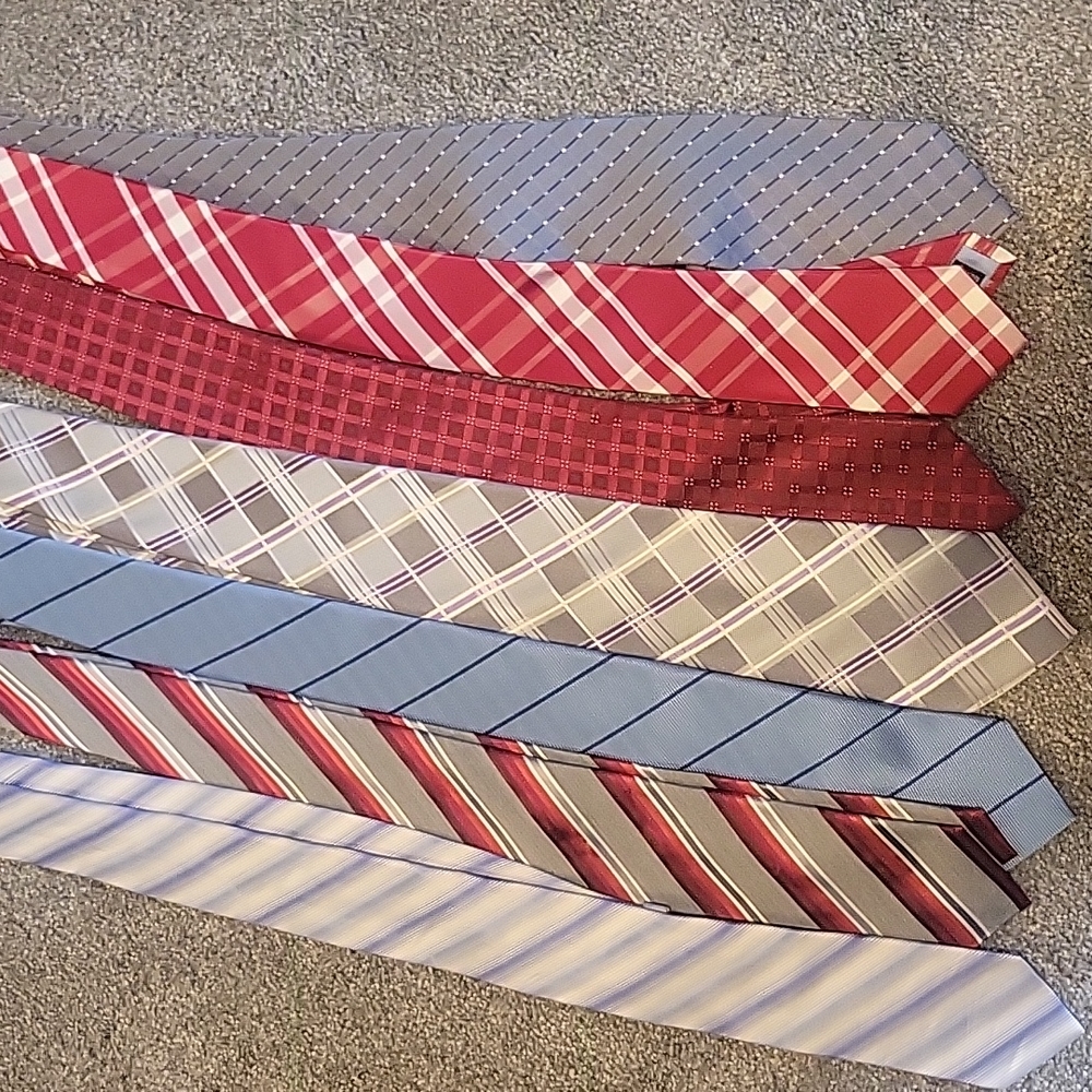 Set of ties